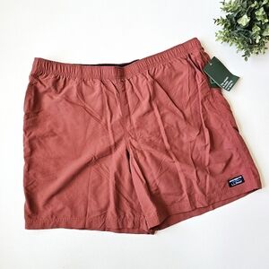 L.L.Bean Classic Supplex Sport Shorts Men’s XXL 8” Inseam Antique Red NWT Lined